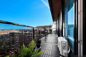 Sunny modern Penthouse - Пентхаус